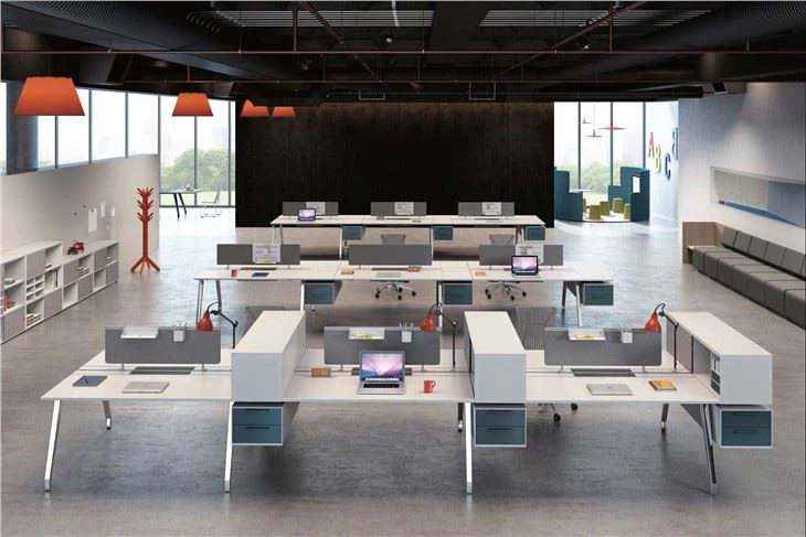 Współczesne biurko w kształcie litery I